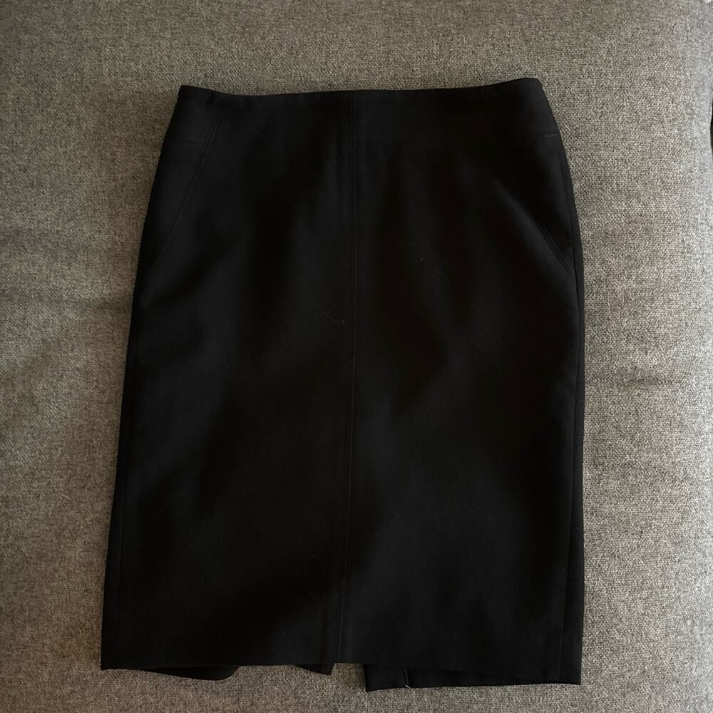 Ann Taylor LOFT Black Pencil Skirt Size 4